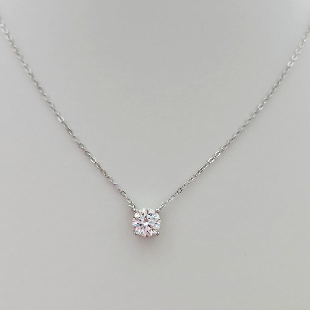1ct Round Moissanite Necklace